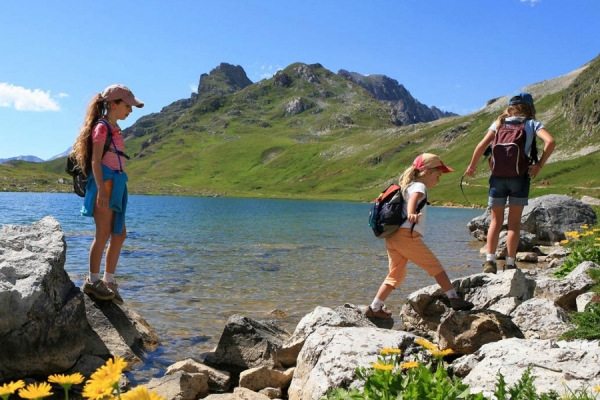 Il sole in montagna: attenti alla pelle, non sottovalutate la sua pericolosità